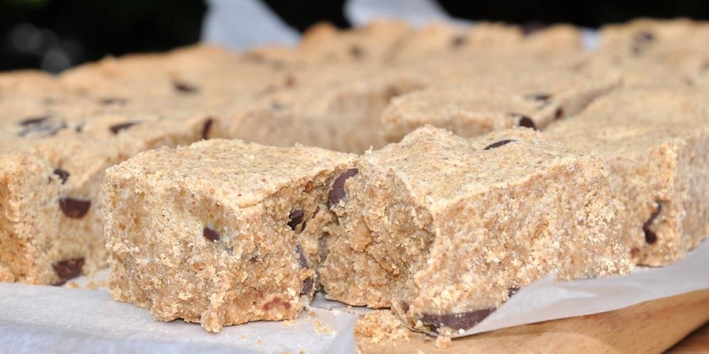 Peanut-Butter-Shortbread-with-Chocolate-Drops