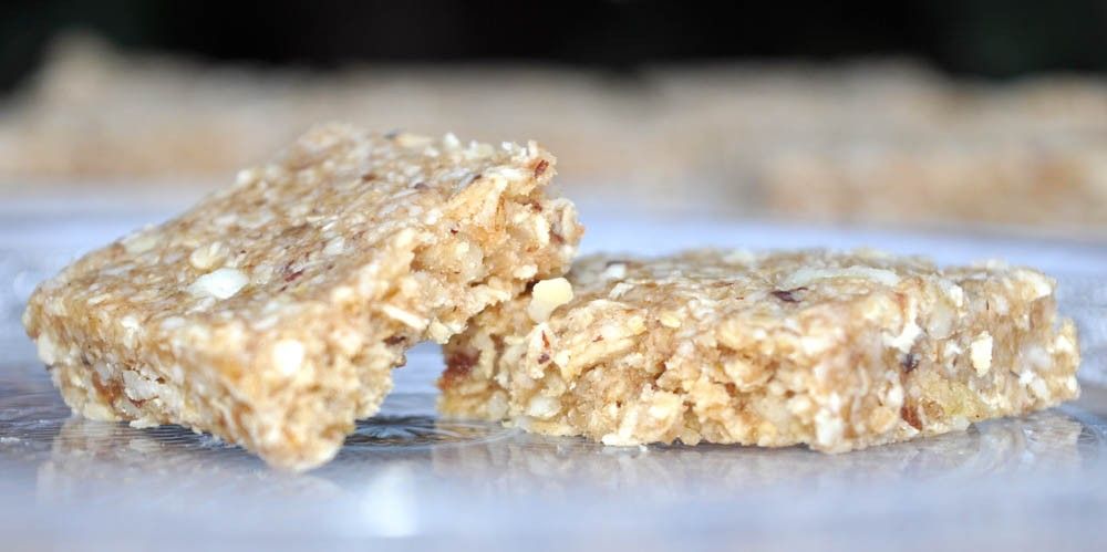 No Bake Date and Brazil Nut Energy Bars