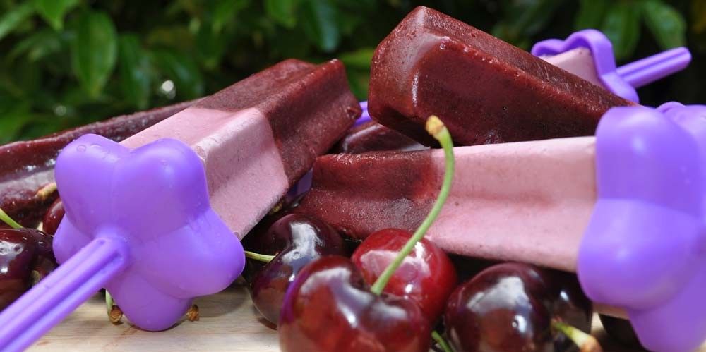 Cherry Yoghurt Smoothie Lollies