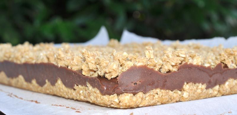 No Bake Chocolate Peanut Oat Bars