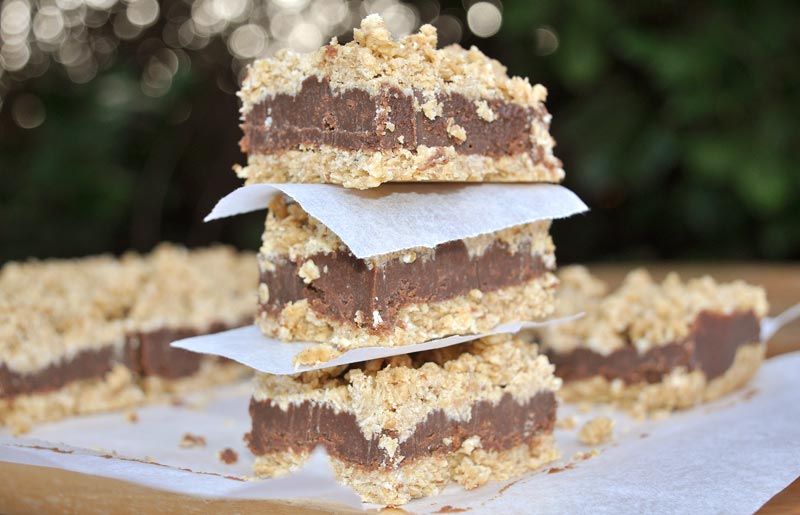 No Bake Chocolate Peanut Oat Bars