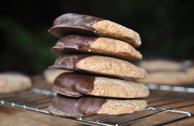 chocolate dipped coffee shortbread