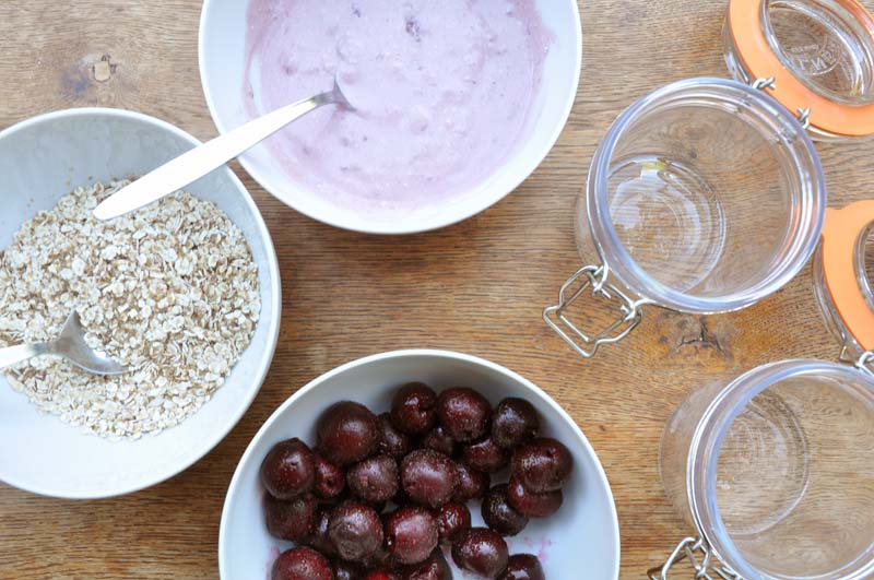 Creamy Cherry Almond Overnight Oat