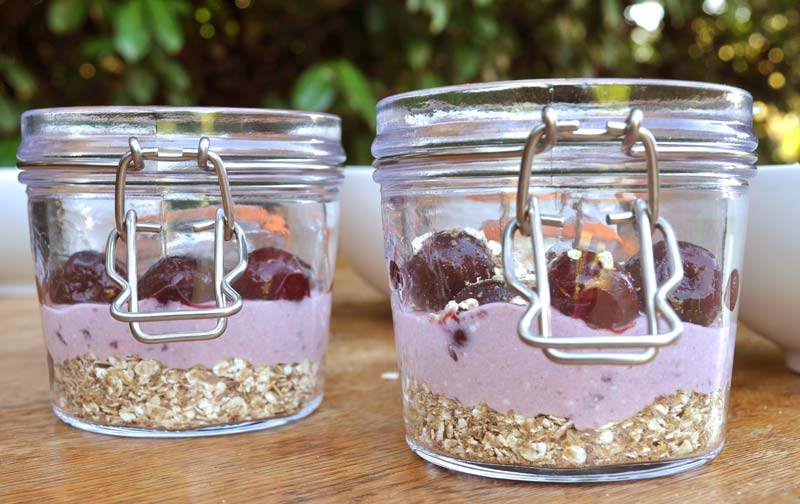 Creamy Cherry Almond Overnight Oat