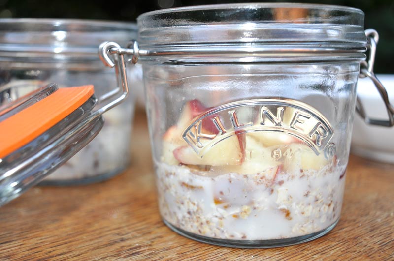 Peach-Cobbler-Overnight-Oats-0002