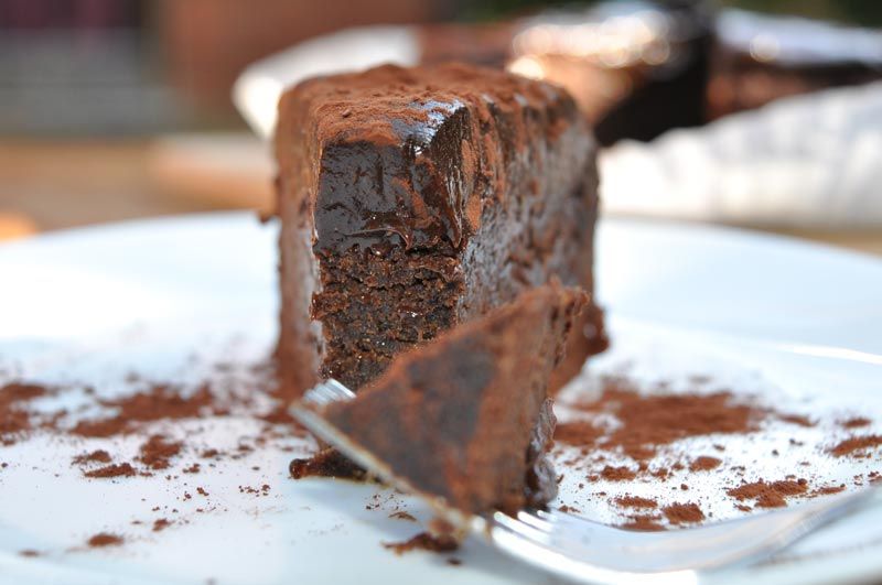 Rich-Avocado-Chocolate-Cake-0006