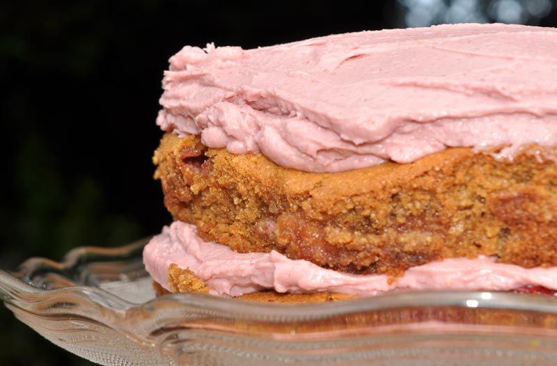 Summer Strawberry Cake with Strawberry Buttercream Frosting