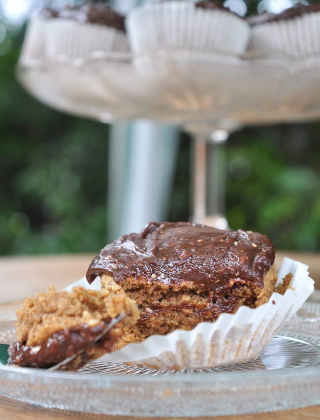 Hazelnut Cupcakes With a Chocolate Hazelnut Frosting