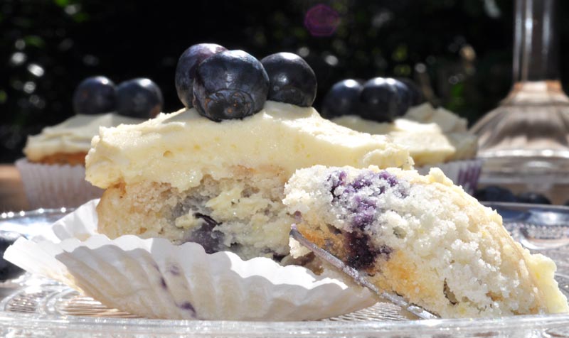 Lemon and Blueberry Cupcakes 0007