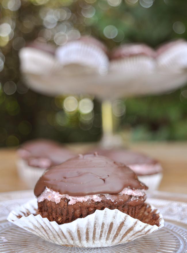 Raspberry Ruffle Cupcakes 0005