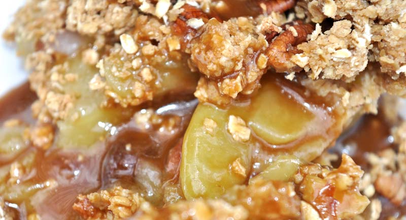 Apple Crisp with Caramel Sauce