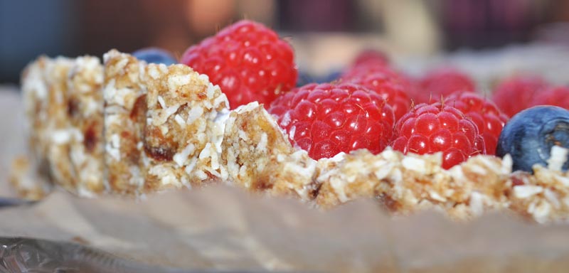 raw berry tart